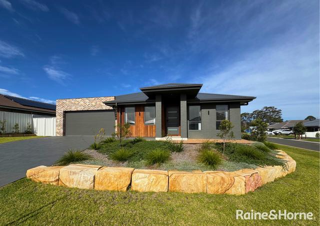 9A Aspromonte Drive, NSW 2541