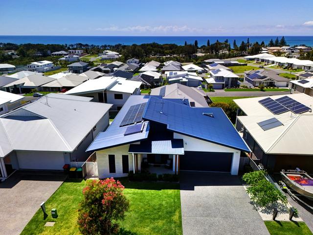 7 Shores Crescent, NSW 2430