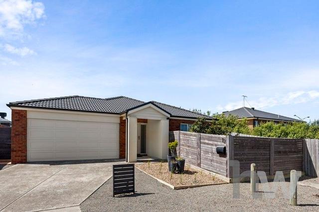 12 Cortona Pl, VIC 3216