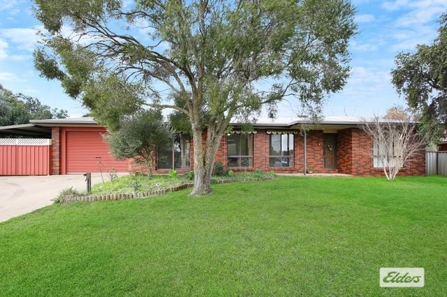 11 Bristol Court, NSW 2646