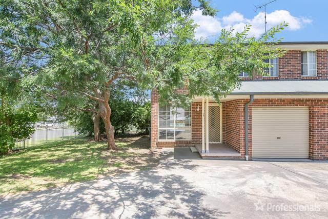 1/1A McIntosh Street, NSW 2570