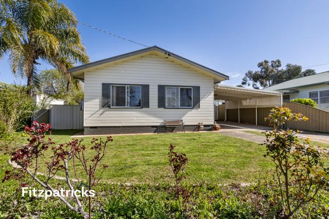 10 Paull Street, NSW 2650