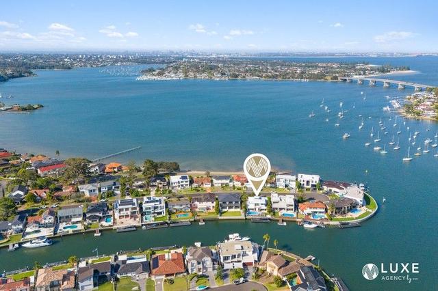10 Lachlan Avenue, NSW 2224