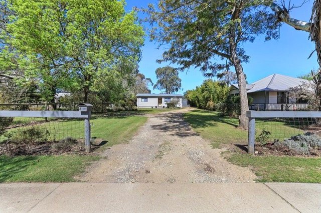 8 Settlement Road, VIC 3824