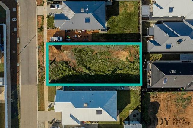 64 Thomas  Street, VIC 3730
