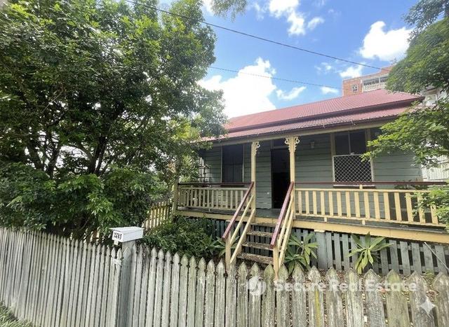 23 Bowler Street, QLD 4064