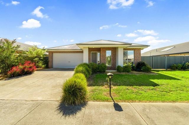 13 Hillcrest Drive, VIC 3860