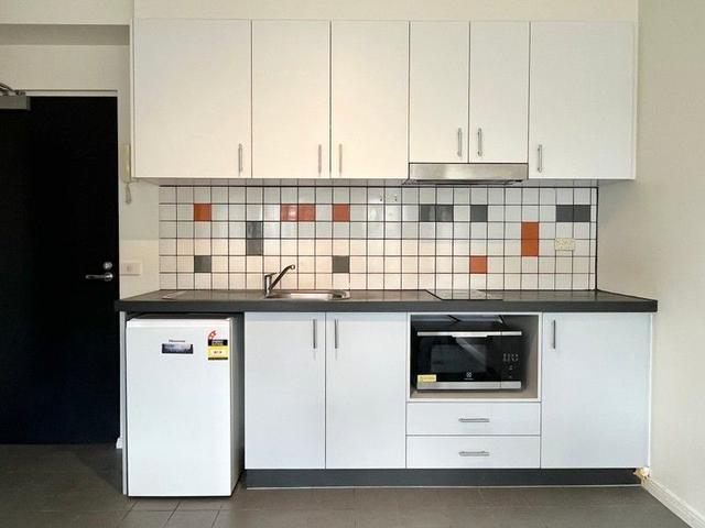 503/740 Swanston St, VIC 3053