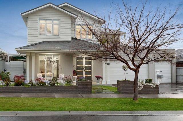 38 Lucknow Drive, VIC 3753