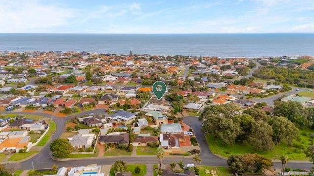 1/4 La Gavas Court, WA 6210