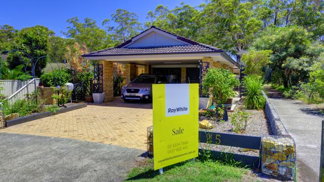 25 Constable Place, NSW 2428