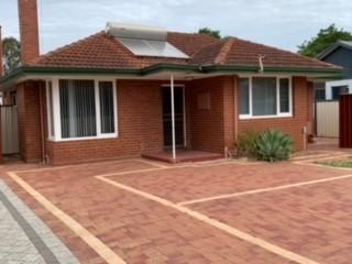 13 Sproxton Way, WA 6062