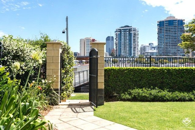 ID:3902163/6 Merthyr Road, QLD 4005