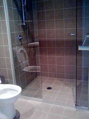 Bathroom (2013-02-27)