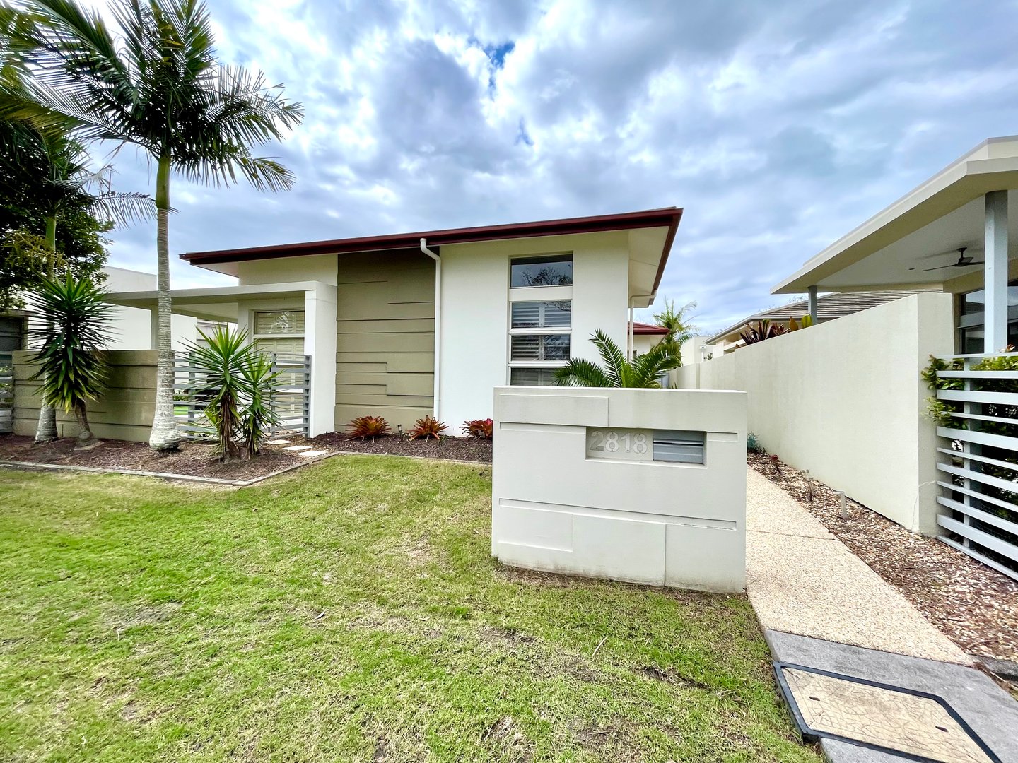 2818 Gracemere Drive, Hope Island QLD 4212 Allhomes