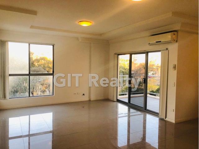 86/24 Lachlan Street, NSW 2170