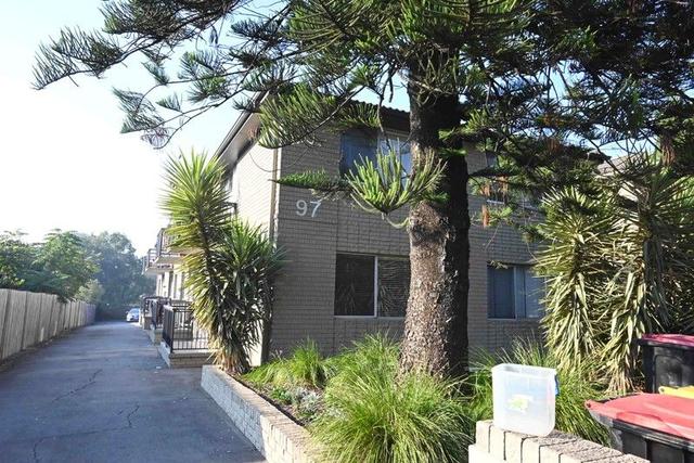 2/97 Northumberland Rd, NSW 2144