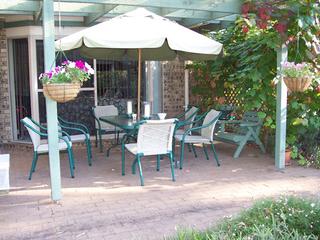 Courtyard (2006-12-19)