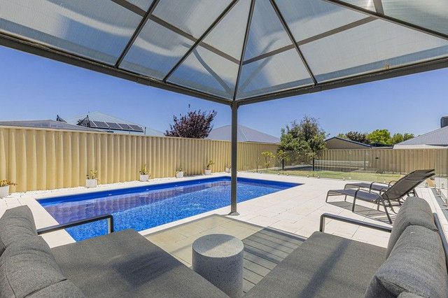 28 Woodstock Way, WA 6036