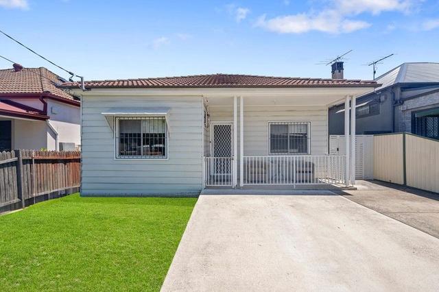 5 Flora Street, NSW 2196