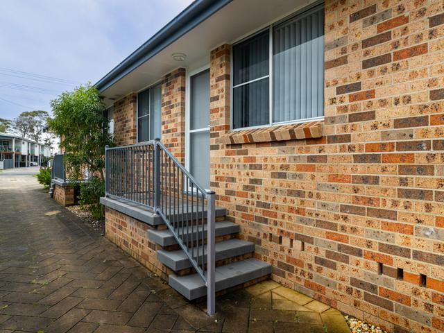 Unit 2/146 Jacobs Drive, NSW 2540