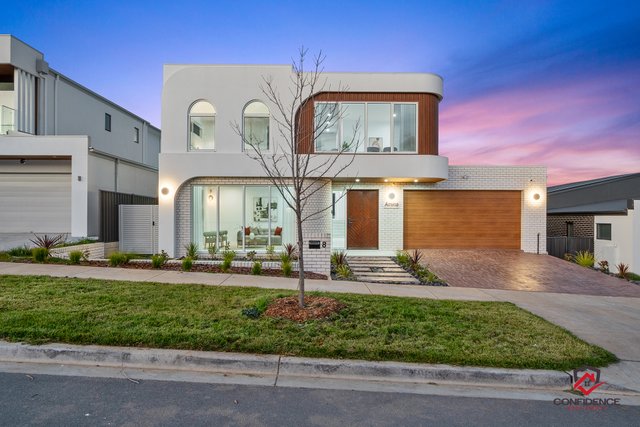 8 Tingwell Street, ACT 2611