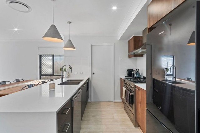 55 Brendan Way, QLD 4165