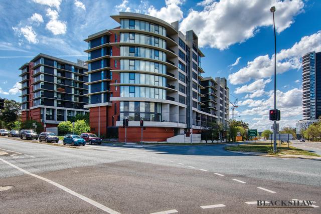 31/97 Eastern Valley Way, ACT 2617