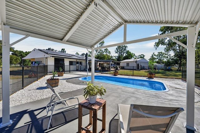 10 Bernborough Court, QLD 4815