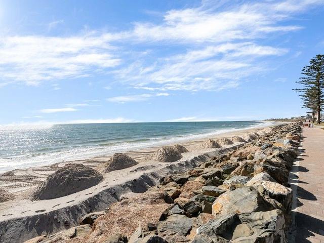 8-9 North Esplanade, SA 5045