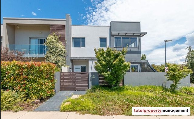 61 Ulysses Circuit, ACT 2611