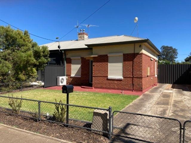 18 Sinclair Square, SA 5013