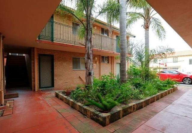 2/42 Farnley Street, WA 6050