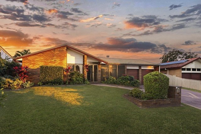 25 Devenish Street, QLD 4109