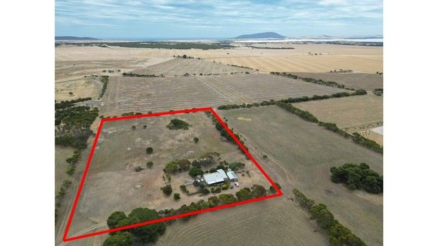 5897 Flinders  Highway, SA 5607