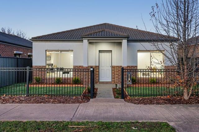 12 McCulloch Walk, VIC 3030