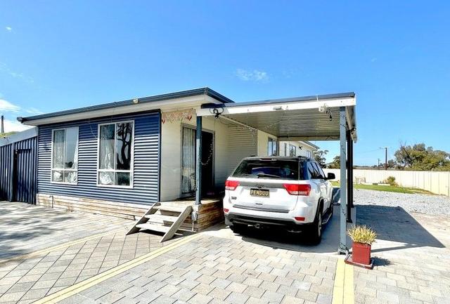 11 Handtke Drive, SA 5690