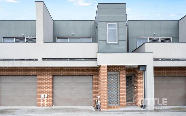 29/64 Escapade Boulevard, VIC 3064