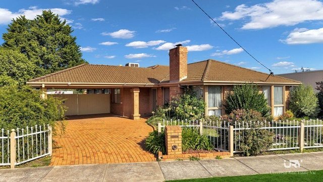 6 Leigh Court, VIC 3064