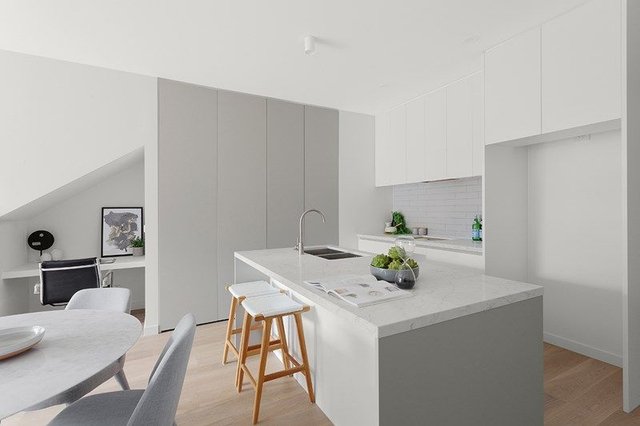 4/6 St Georges Avenue, VIC 3165