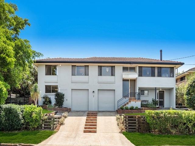 7 Manooka Street, QLD 4034