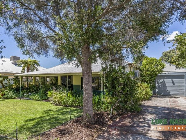 17 Little John Road, WA 6112