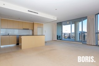 Living to kitchen