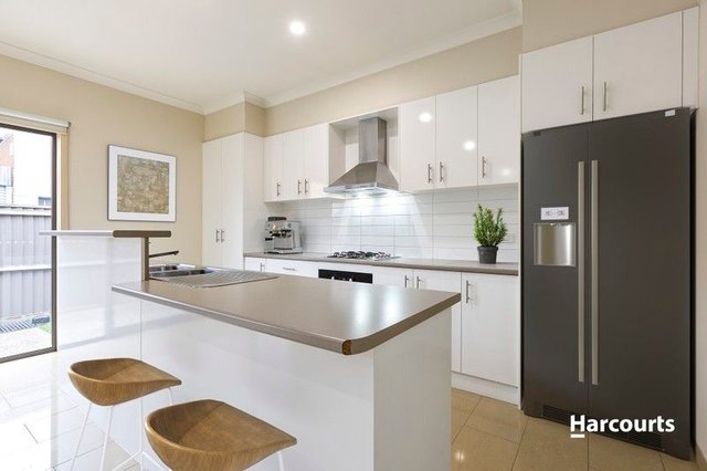 2/34 Tallinn Street, VIC 3215