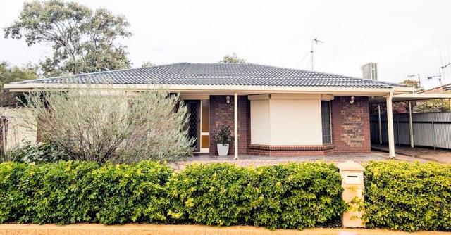 18 Simmons Crescent, SA 5700