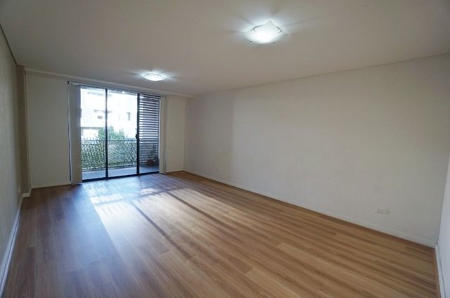 4318/10 Porter Street, NSW 2112