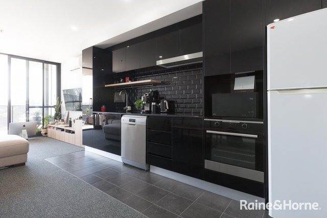 1014/120 Eastern Valley Way, ACT 2617