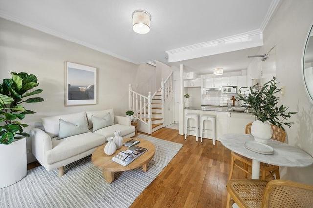 2/51 Pittwater Road, NSW 2095