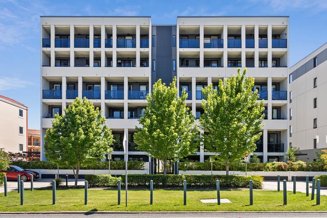 109 Canberra Avenue, ACT 2603