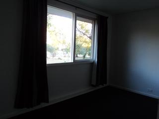 Bedroom 1 (2013-05-06)
